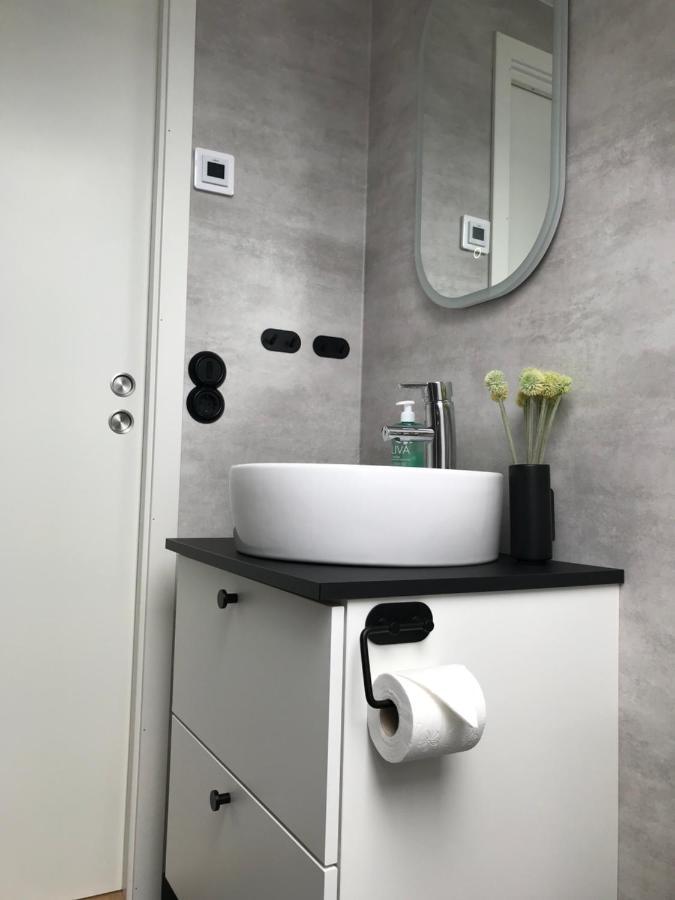 Nybyggd Mysig Laegenhet I Falkenberg, Troeingeberg 5Min Fran E6, 30Min Ullared, Naera Stationen Apartment Ngoại thất bức ảnh